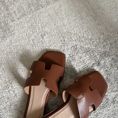 Braune Sandalen