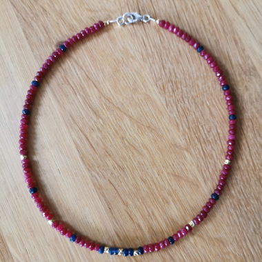 Rubin und Saphir Collier, L=39 cm
