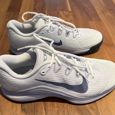 Nike Vapor 12, indoor tennis