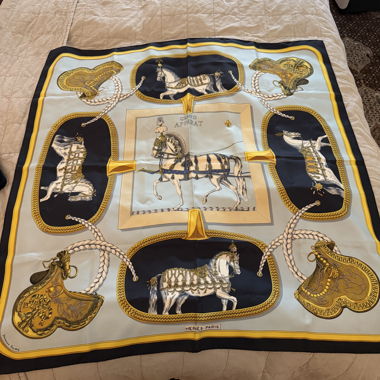 Foulard Hermès 