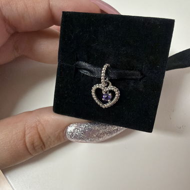 Pandora Herz Charm mit violettem Charm