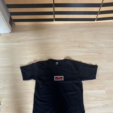 Obey T-shirt