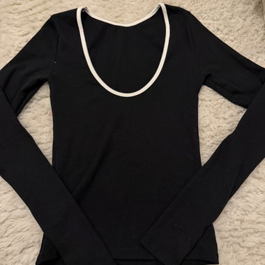 Black Long-Sleeve Top with Neckline