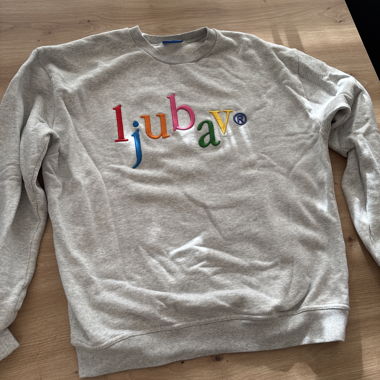 Sweat-shirt gris chiné ljubav