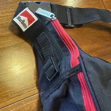 Sac banane Marlboro