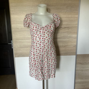 Kirschen Kleid