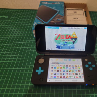 New Nintendo 2DS XL [in OVP]