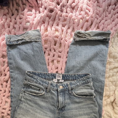 UO baggy jeans
