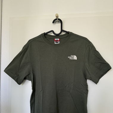 T-shirt the north face