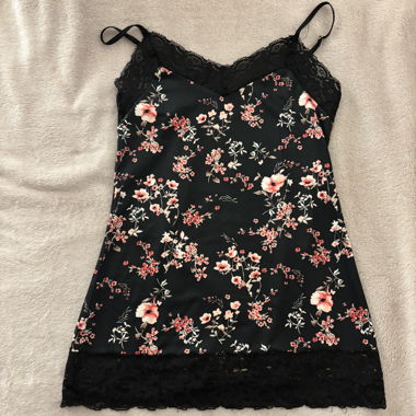 Blumiger Top