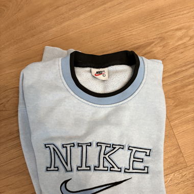 Vintage Nike Sweatshirt