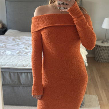 Orange Schulterfreies Strickkleid XS