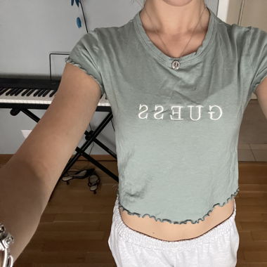Guess t-shirt 