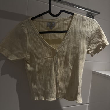 Cardigan a maniche corte lavorato a maglia
