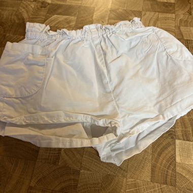 Girls' white summer shorts