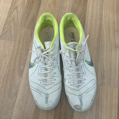 Chaussures d’intérieur Nike