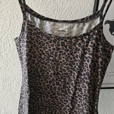 Spaghetti-strap top