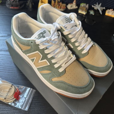 New Balance 480 x Juniper Sneaker grün/beige