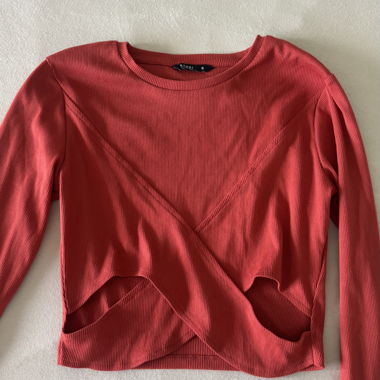 Rotes Langarmshirt, Grösse S