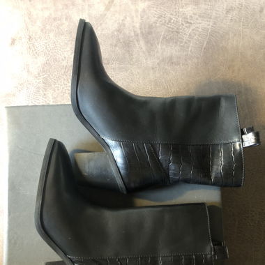 Ungetragene Leder Boots