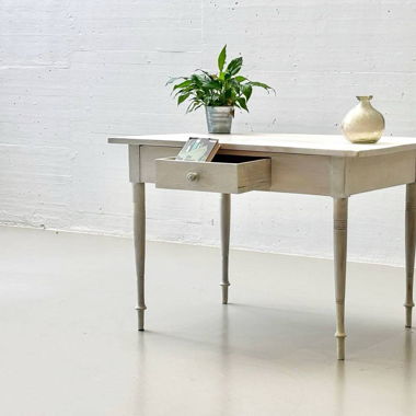 Charmanter Biedermeier Tisch 