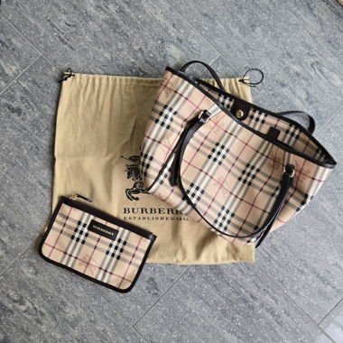 Burberry Shopper 