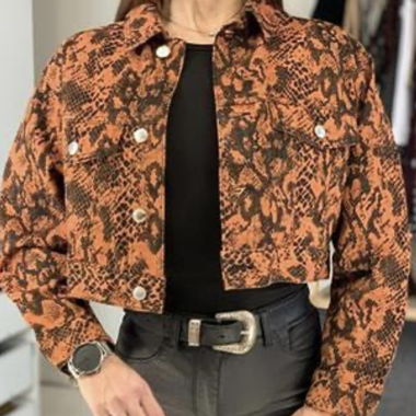 Giacca in jeans Topshop con stampa serpente