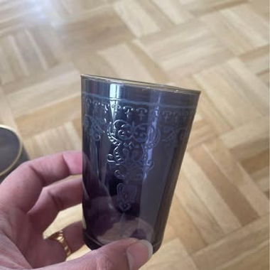 8 verres à thé 