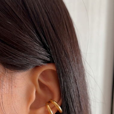 SINGLE GOLD EARRING