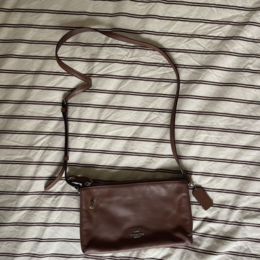 Coach brown shoulder bag