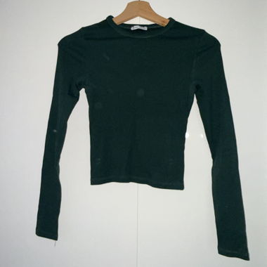 Maglietta verde Bershka a maniche lunghe