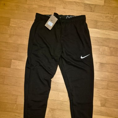 Nike Jogginghose brandneu