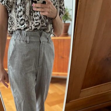graue Freizeithose
