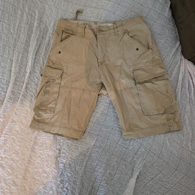 Short cargo beige