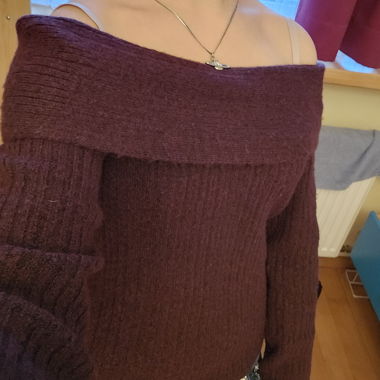 Maglione Off-Shoulder Bordeaux