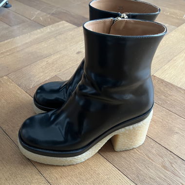 Cloé Ankle Boots