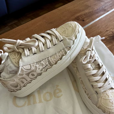 CHLOÉ LAUREN SNEAKER