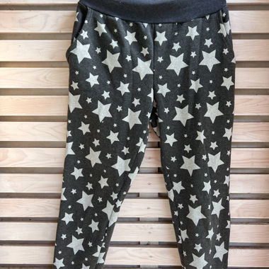 Trainerhose mit Sternenmuster (selfmade)