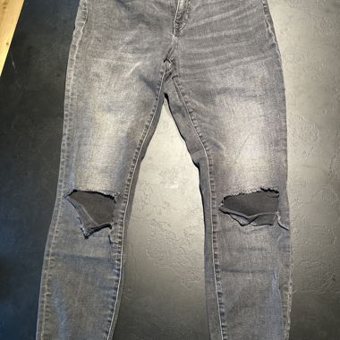 TOMMY HILFIGER GR.10 Grey Ripped Skinny Jeans