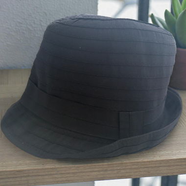 Schwarzer Bucket Hat  – Gr. M / 56