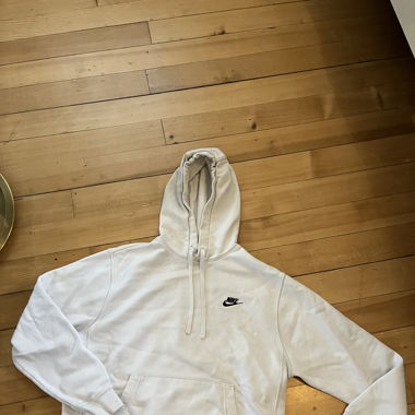 Sweatshirt à capuche Nike Blanc avec des taches 