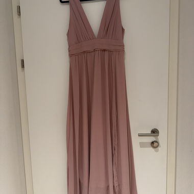 Robe longue rose poudrée