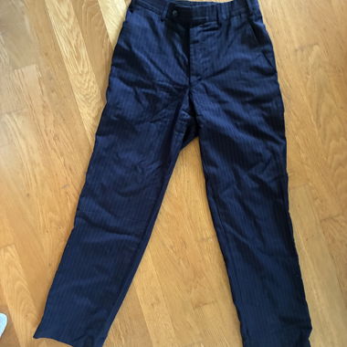 Pantalon en tissu foncé pour hommes