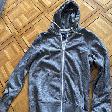 Felpa con cappuccio con zip grigia