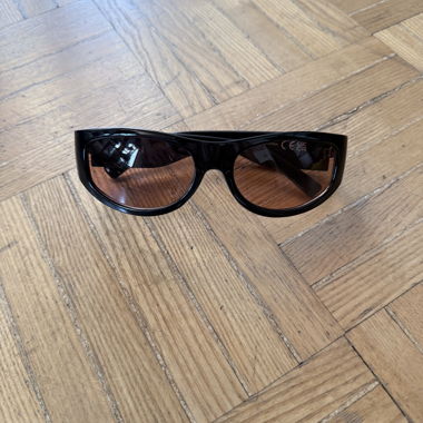 Schwarze Sonnenbrille