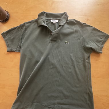 Grünes Lacoste Polo Größe M