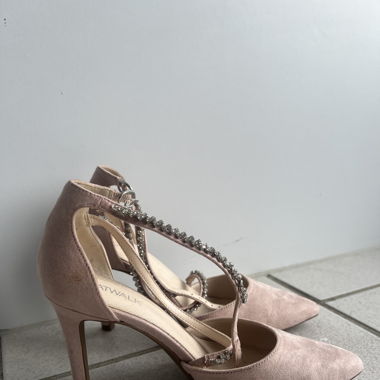 Rosa Heels