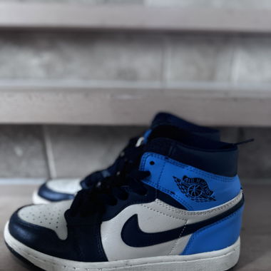 Jordan 1 bleue et blanche