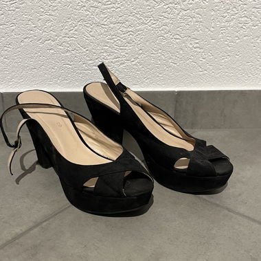 Black platform slingback heels
