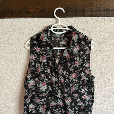 Geblümtes Top
